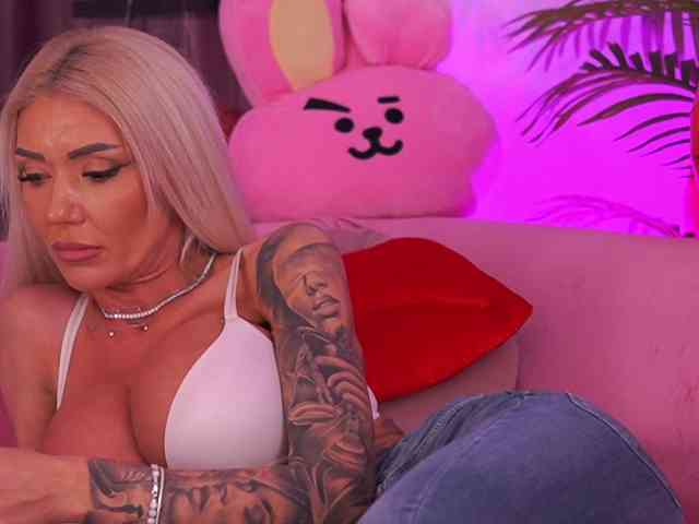 TheFallingAngel webcam