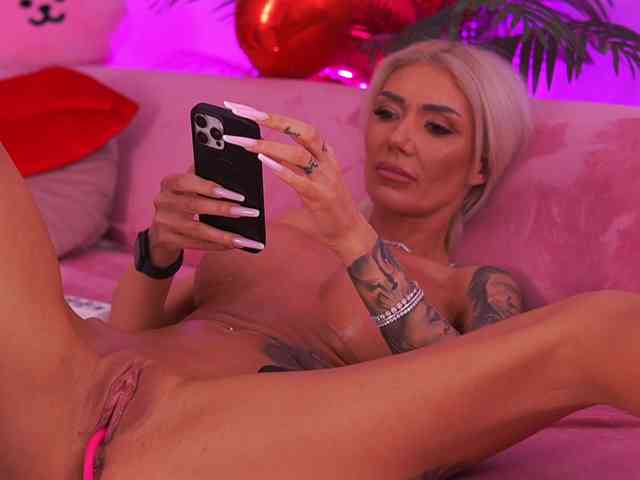 TheFallingAngel webcam