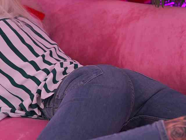 TheFallingAngel webcam