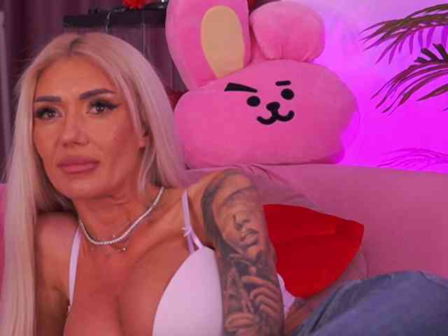 TheFallingAngel webcam