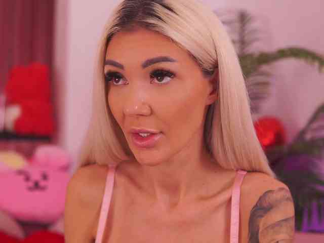 TheFallingAngel webcam