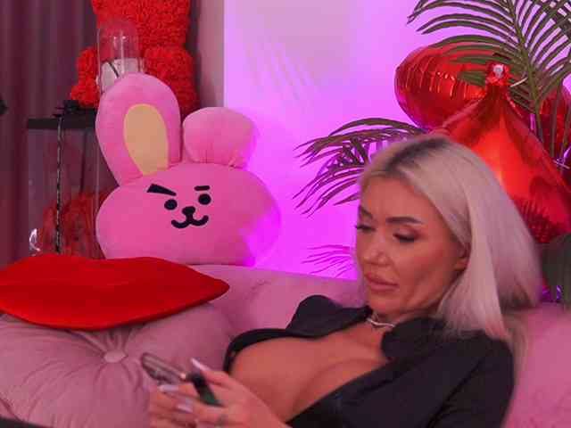 TheFallingAngel webcam