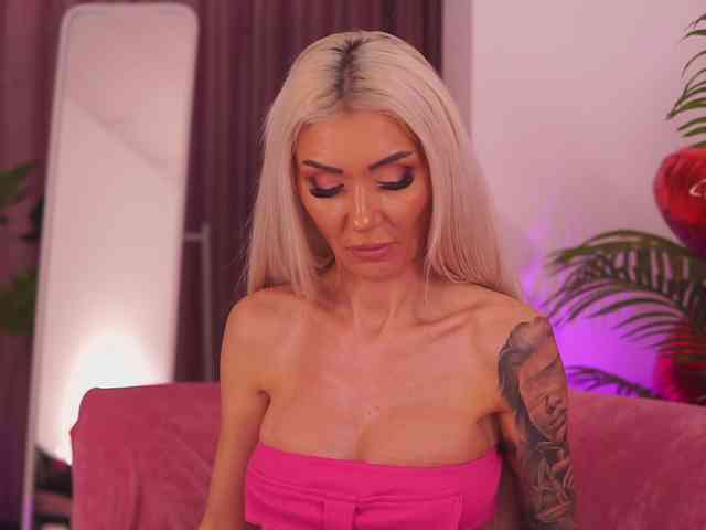 TheFallingAngel webcam