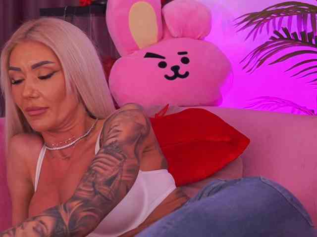 TheFallingAngel webcam