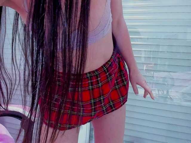 ZoiKissy's BongaCams show and profile