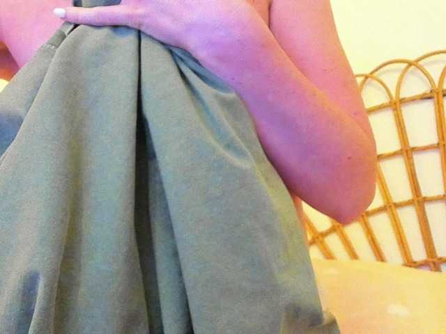 ZoiKissy's BongaCams show and profile