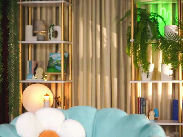 MiaVebes's BongaCams show and profile