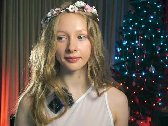 MiaVebes's BongaCams show and profile