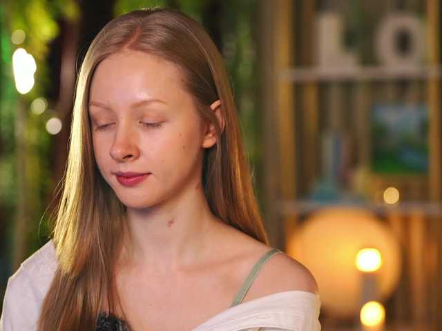 MiaVebes's BongaCams show and profile