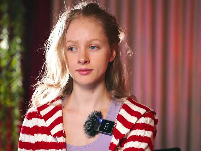 MiaVebes's BongaCams show and profile