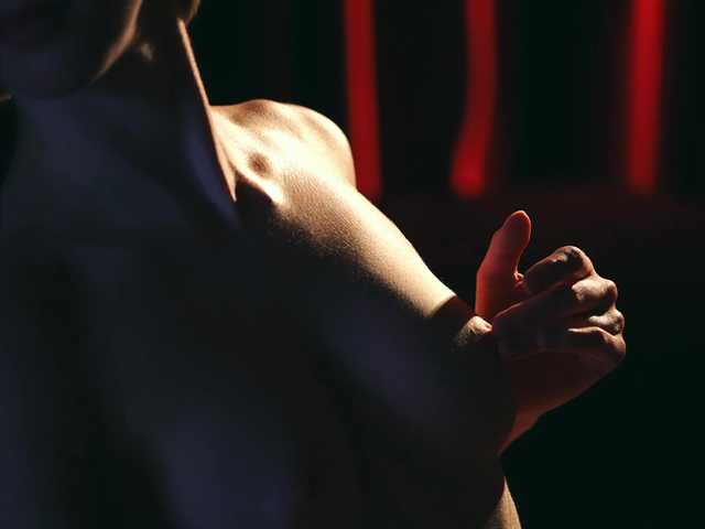 MiaVebes's BongaCams show and profile