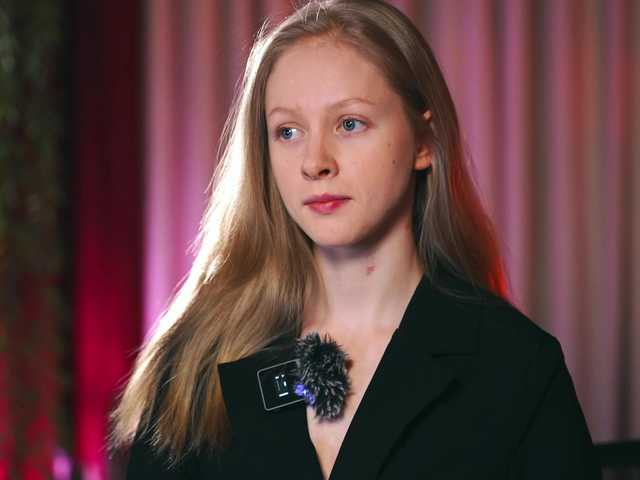 MiaVebes's BongaCams show and profile