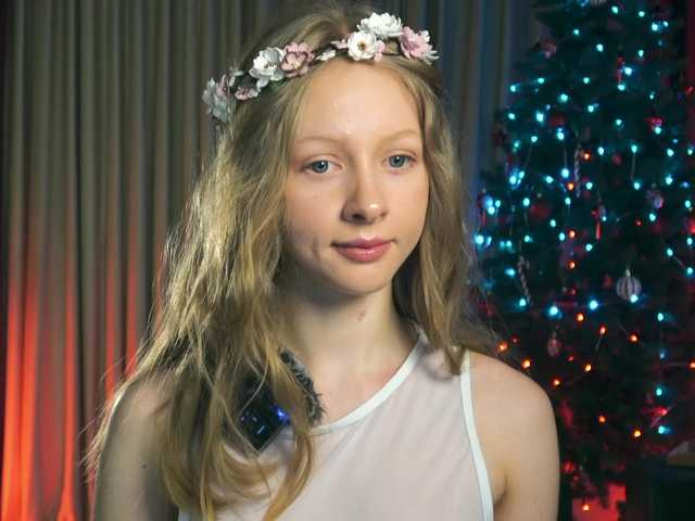 MiaVebes's BongaCams show and profile