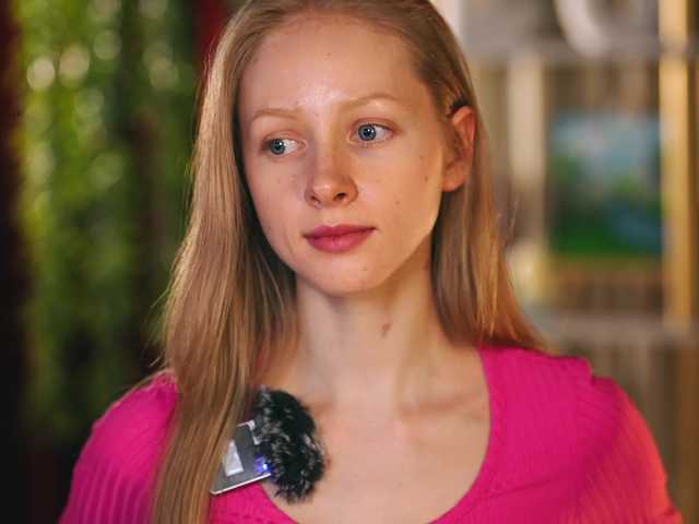 MiaVebes's BongaCams show and profile