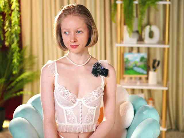 MiaVebes Live Webcam on BongaCams