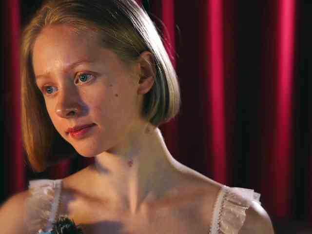 MiaVebes Live Webcam on BongaCams