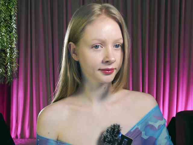 MiaVebes Live Webcam on BongaCams