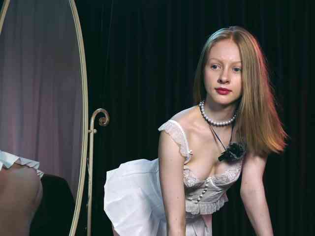 free nude cam MiaVebes