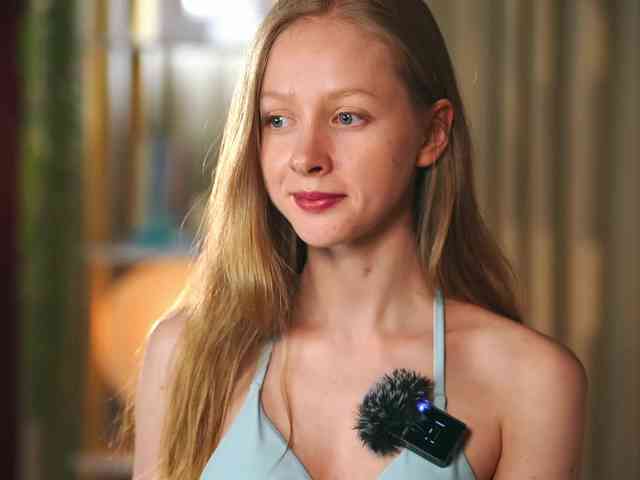 MiaVebes Live Webcam on BongaCams