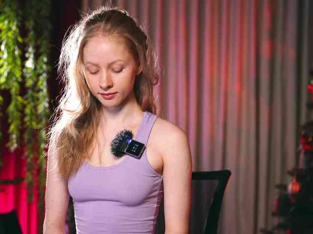 MiaVebes Live Webcam on BongaCams