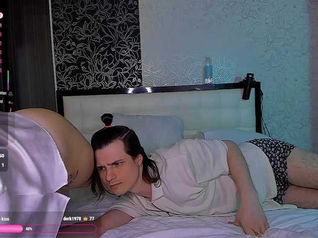 QueenAfina's BongaCams show and profile