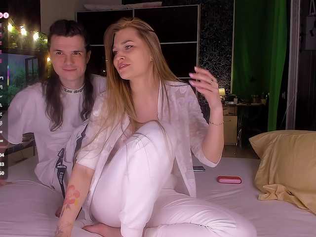 QueenAfina's BongaCams show and profile