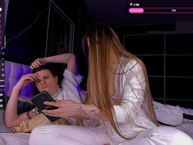 QueenAfina's BongaCams show and profile