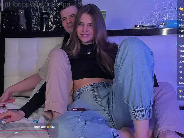 QueenAfina's BongaCams show and profile