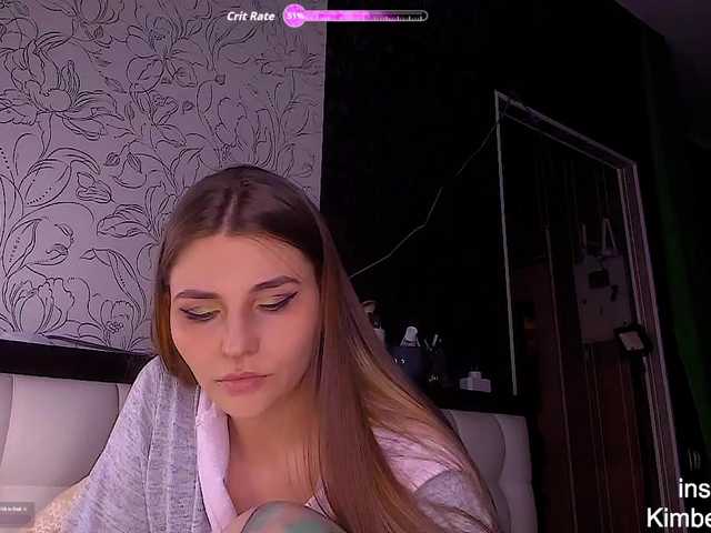 QueenAfina's BongaCams show and profile