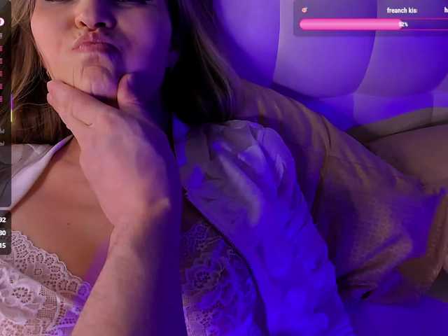 QueenAfina's BongaCams profile