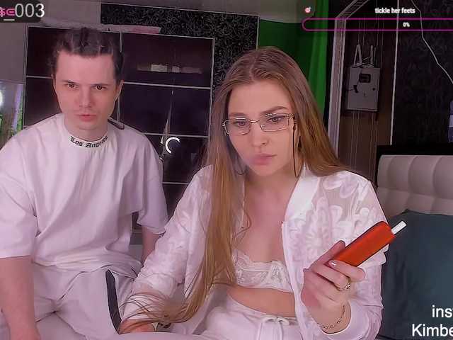 QueenAfina's BongaCams show and profile