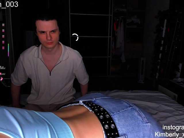 QueenAfina's BongaCams show and profile