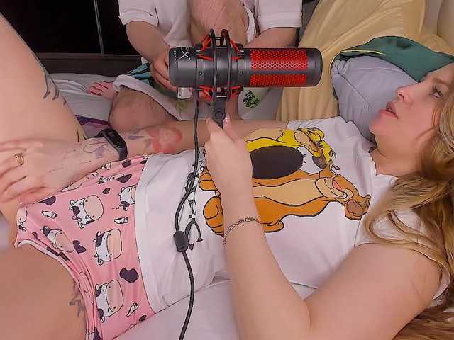 QueenAfina's BongaCams profile