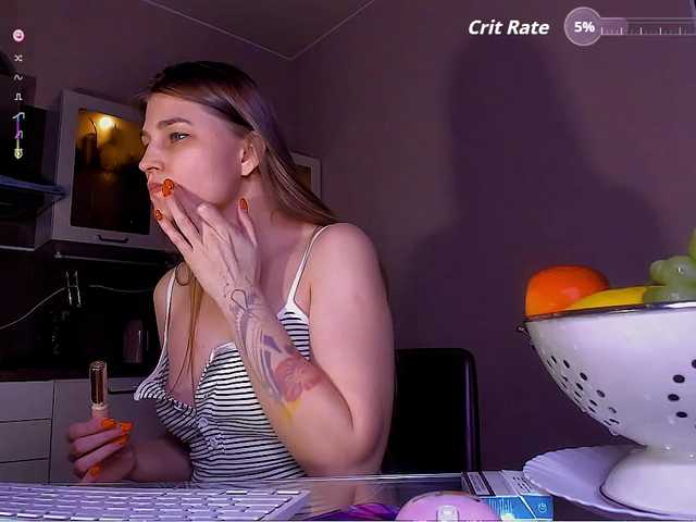 QueenAfina's BongaCams show and profile