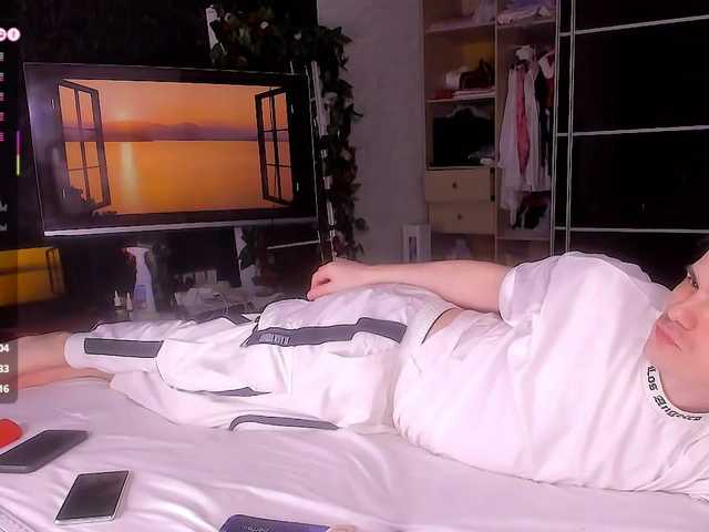 QueenAfina's BongaCams show and profile