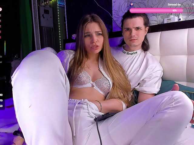 QueenAfina's BongaCams show and profile