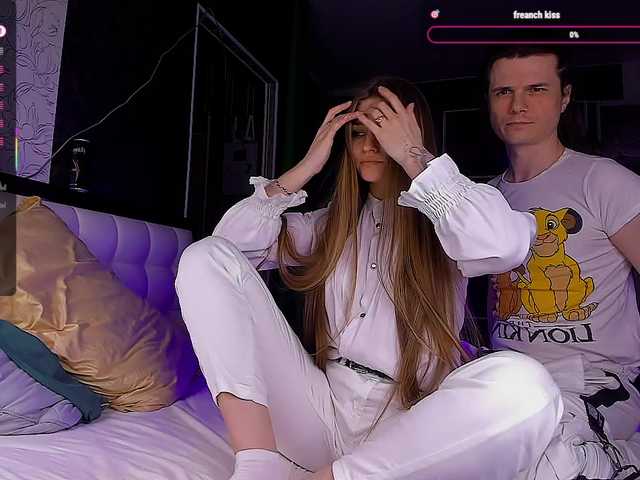 QueenAfina's BongaCams show and profile