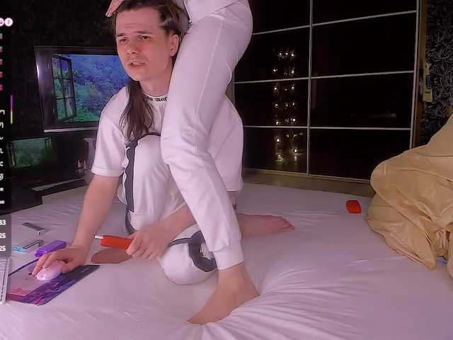 QueenAfina's BongaCams profile