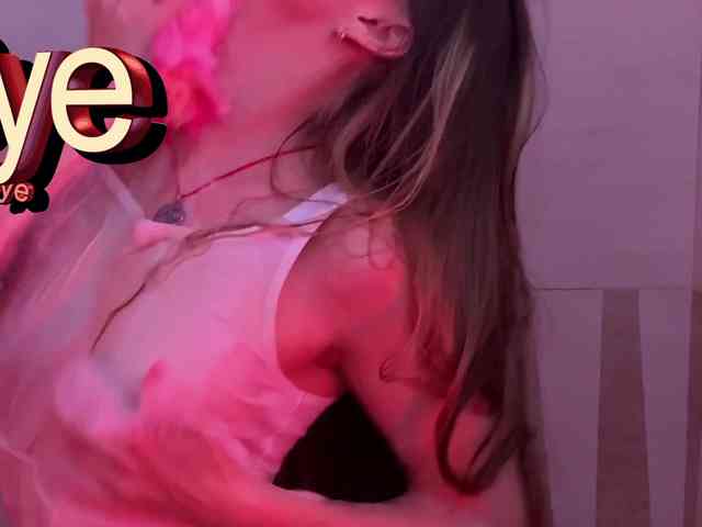 queenafina webcam