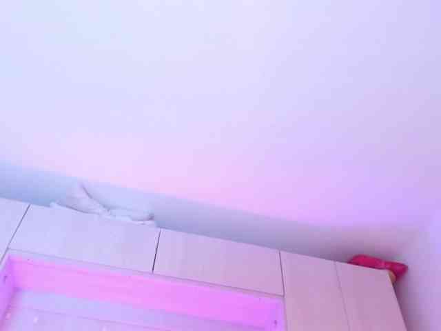 alicepipper webcam