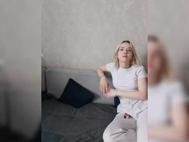 Sex chat gratuit in direct cu cutesmiles pe BongaCams