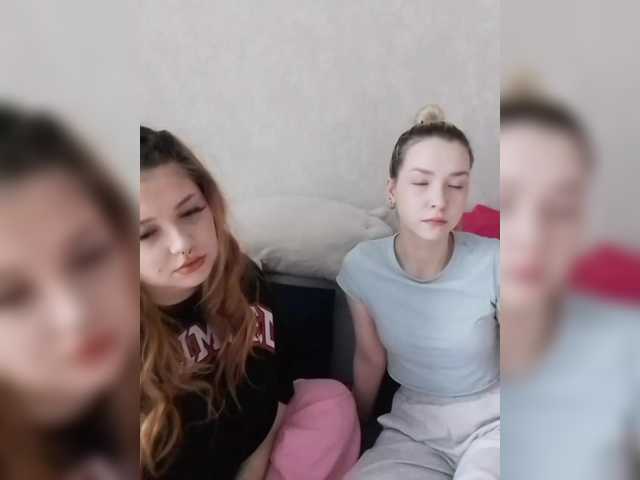 cutesmiles from BongaCams