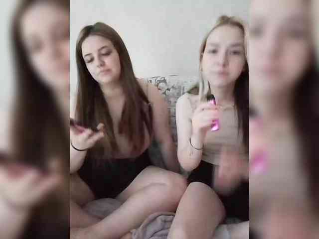 strip chat online Cutesmiles
