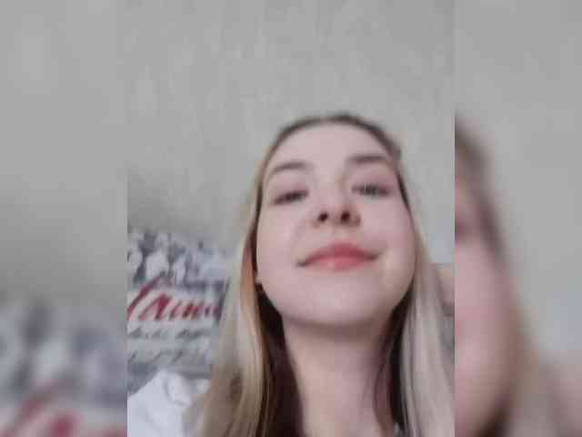cutesmiles webcam
