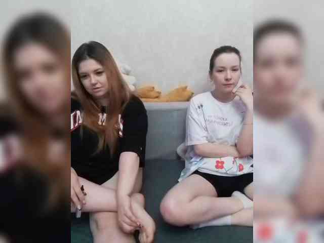 cutesmiles Live Webcam on BongaCams