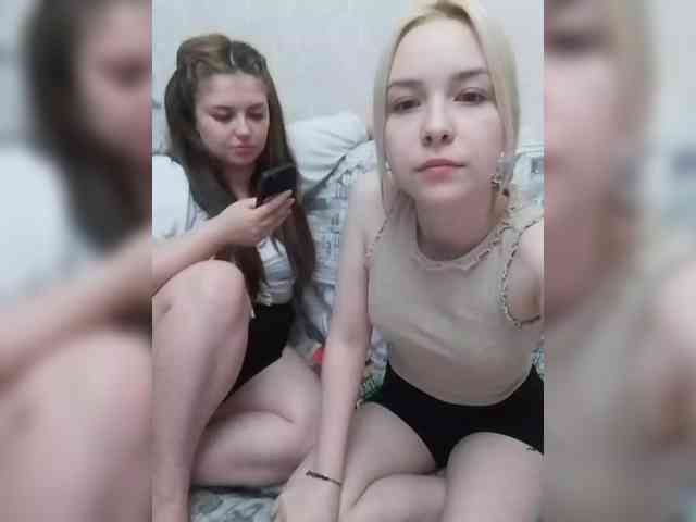 cutesmiles Live Webcam on BongaCams