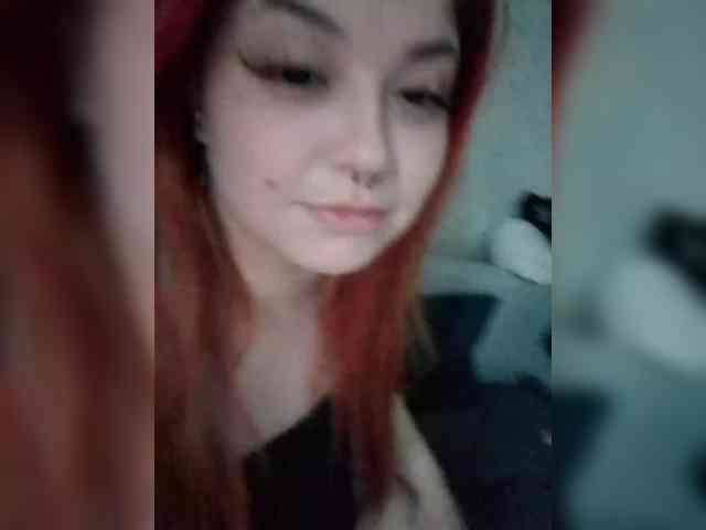 cutesmiles Live Webcam on {site_name}