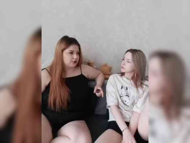 cutesmiles Live Webcam on BongaCams