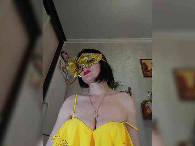 Lilya18 webcam