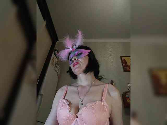 Lilya18 webcam